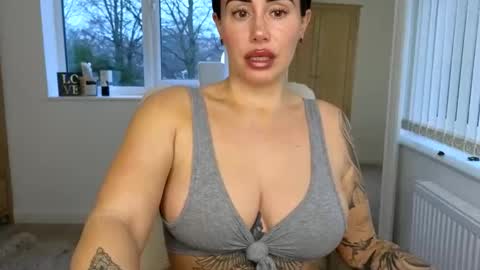 Libby online show from 02.10.26