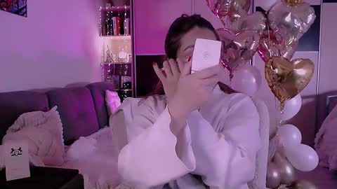 libra_mia online show from 10.14.25