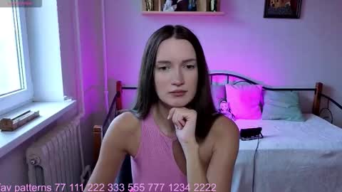 Welcome guys in my room Im Claire online show from 09.29.25