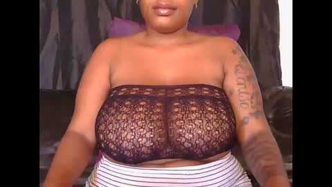 lickabletash98 online show from 01.17.25
