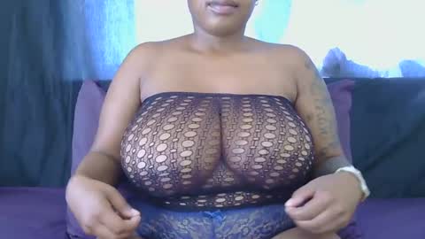 lickabletash98 online show from 01.24.25