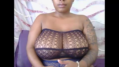 lickabletash98 online show from 01.25.25