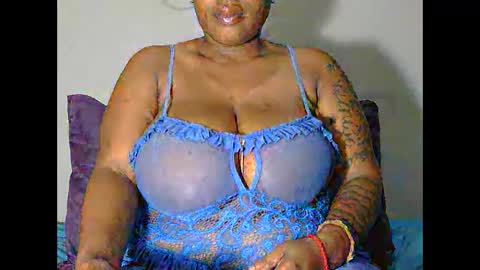 lickabletash98 online show from 02.11.25