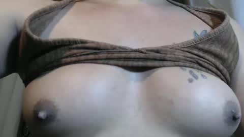 Snapshot of lickme_ava69 chatting on 10.04.25 lickme_ava69 online show from 10.04.25