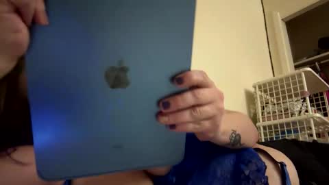 AllieAustyn online show from 02.24.25