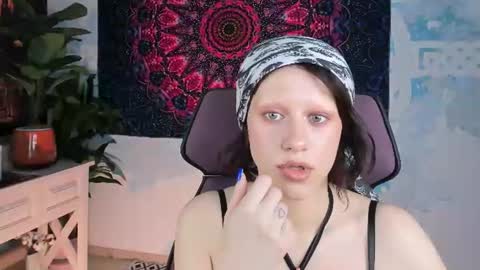 Hey My name is Lida online show from 06.19.26