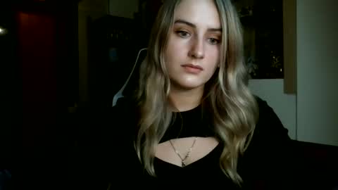 Snapshot of lidia_me chatting on 10.04.25 Lidia me online show from 10.04.25