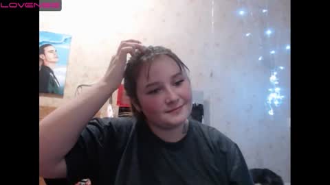 light_lunaa online show from 12.18.24