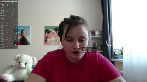 light_lunaa online show from 02.14.25