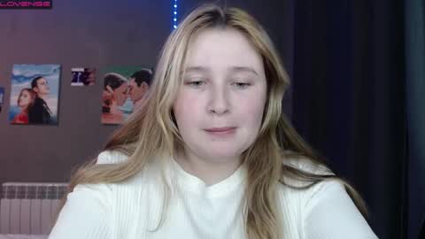 light_lunaa online show from 11.28.25