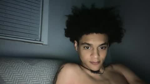 Snapshot of lightskinwithgirth chatting on 04.02.26 lightskinwithgirth online show from 04.02.26