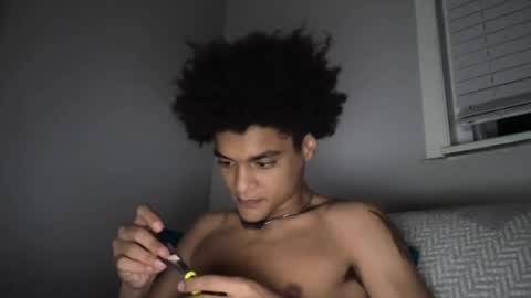 Snapshot of lightskinwithgirth chatting on 04.07.26 lightskinwithgirth online show from 04.07.26