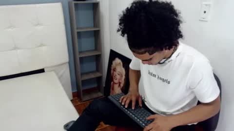 Lihan online show from 02.22.25