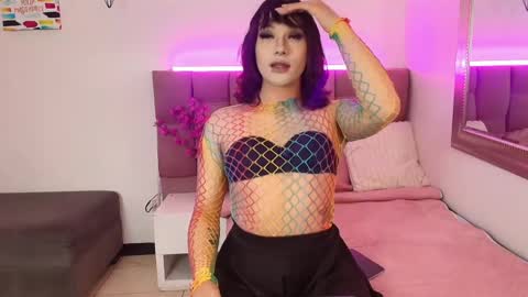 Snapshot of liiaa_sweett_ chatting on 05.13.26 Liiaa Sweett online show from 05.13.26