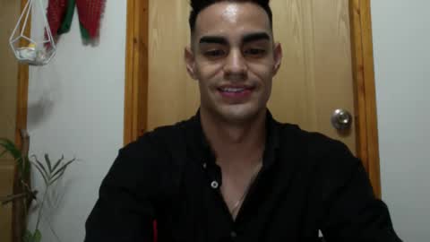 Snapshot of liiam_collins chatting on 01.05.25 liiam online show from 01.05.25