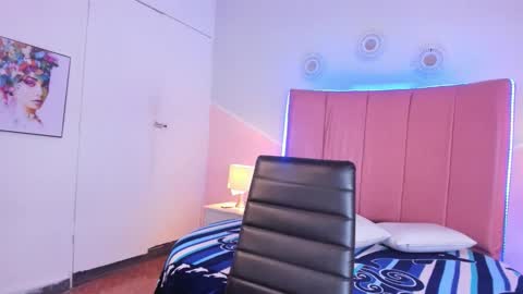 liiam_smith_ online show from 10.13.25