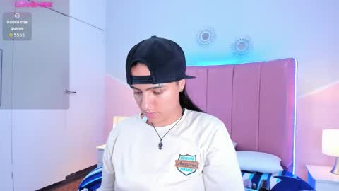 liiam_smith_ online show from 10.26.25