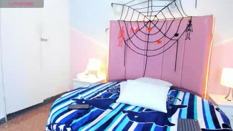 liiam_smith_ online show from 10.29.25