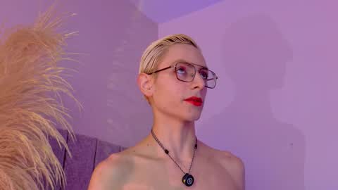 Liiam Luna online show from 02.23.26