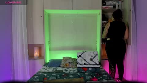         online show from 09.29.25