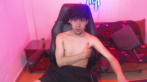 Snapshot of liil_boy chatting on 09.28.25 Lil Boy- online show from 09.28.25