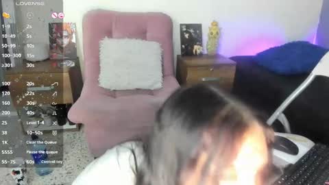 Snapshot of liily_moore chatting on 12.11.24 Lily Moore online show from 12.11.24