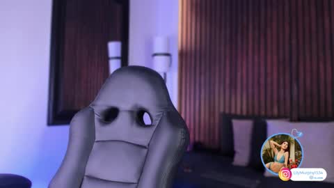 Snapshot of liily_murphy chatting on 10.23.25 liily_murphy online show from 10.23.25