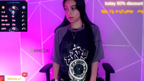 Snapshot of liilylouise chatting on 10.29.25 Liliana online show from 10.29.25