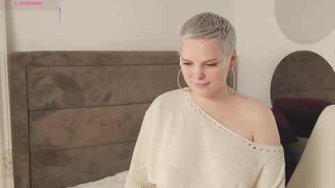 likaaberry online show from 09.24.25