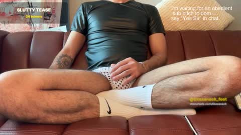 Snapshot of likeasnack chatting on 02.16.26 likeasnack online show from 02.16.26