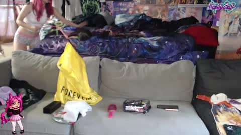 LikeMyAshe online show from 12.02.24