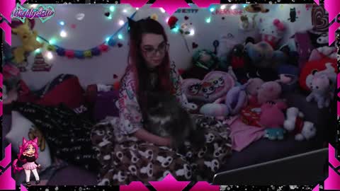 LikeMyAshe online show from 01.14.25