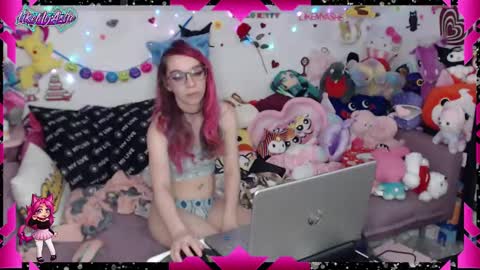 LikeMyAshe online show from 01.15.25
