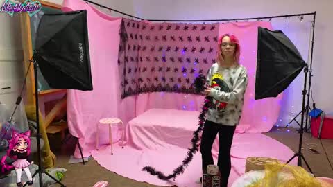 LikeMyAshe online show from 09.28.25