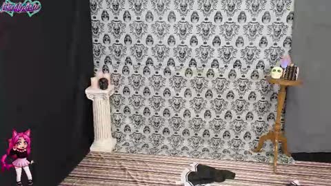 LikeMyAshe online show from 10.05.25