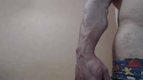Snapshot of likwidator84 chatting on 01.14.25 Maximus online show from 01.14.25