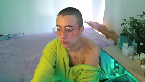 im MIA  -- MY OF is catsito3 online show from 01.08.25