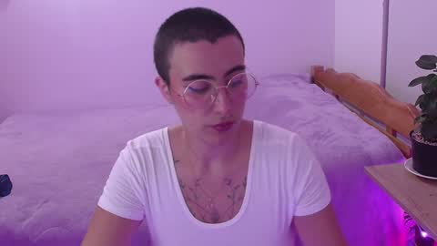 im MIA  -- MY OF is catsito3 online show from 01.21.25