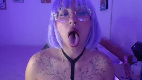 im MIA  -- MY OF is catsito3 online show from 02.11.25