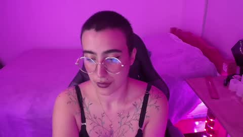 im MIA  -- MY OF is catsito3 online show from 03.06.25