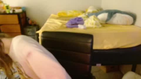 Snapshot of lil_gem chatting on 12.24.24 lil gemmie online show from 12.24.24