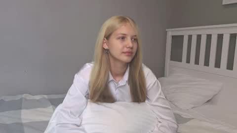 Emma online show from 09.21.25