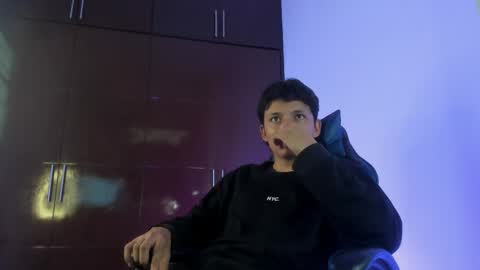 Lil Yei online show from 04.06.26