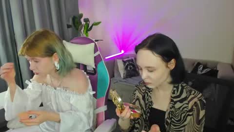 Lili online show from 06.07.26