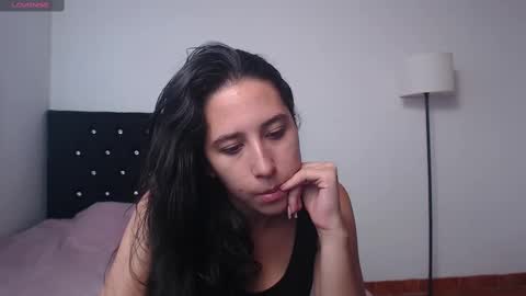 Lila Cream online show from 10.02.25