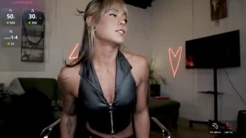 Snapshot of lilah_fit chatting on 06.22.26 Lilah Fit online show from 06.22.26
