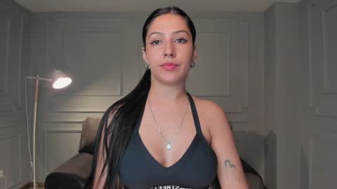 Lila West online show from 12.11.24
