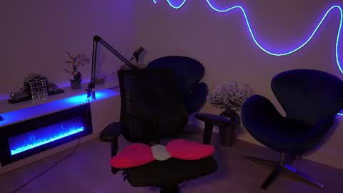 Snapshot of lilbeccaxo chatting on 06.22.26 Rebecca online show from 06.22.26