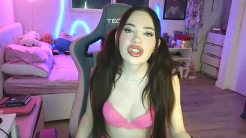 lilbina online show from 12.15.25