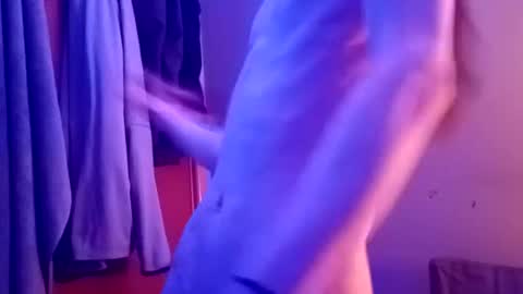 Snapshot of lildman420 chatting on 10.19.25 lildman420 online show from 10.19.25